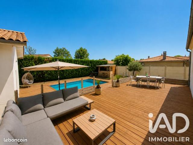 Maison familiale 9 pièces 150 m²