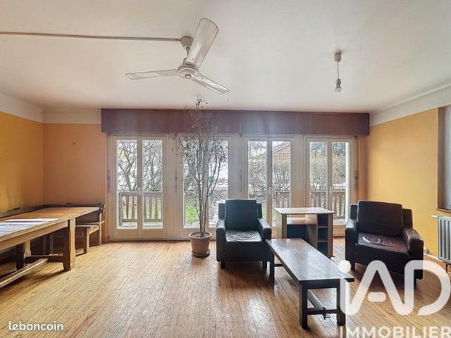 Maison familiale 9 pièces 163 m²