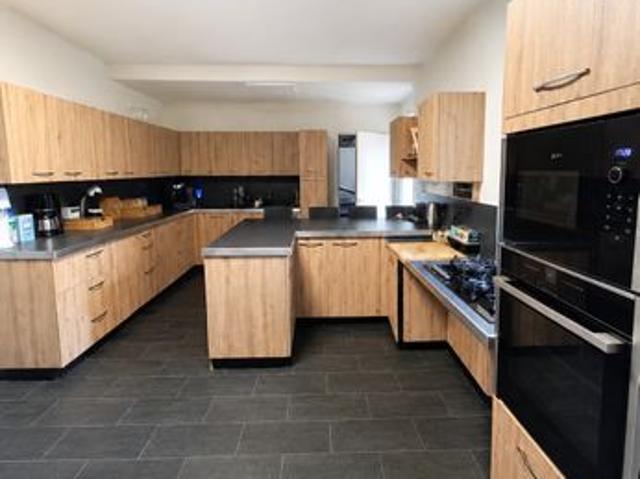 Maison familiale 9 pièces 190 m²