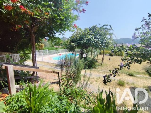 Maison familiale 9 pièces 240 m²