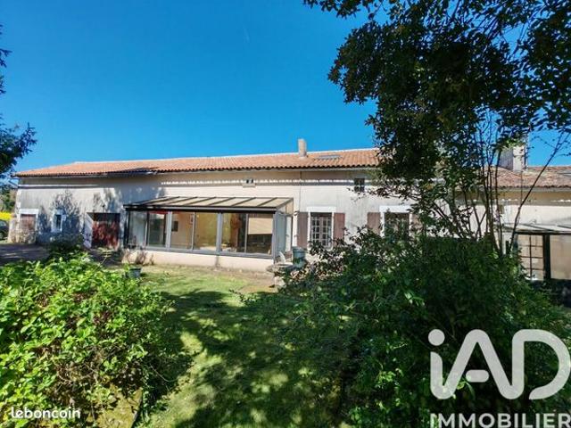 Maison familiale 9 pièces 250 m²