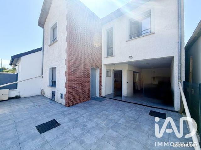 Maison familiale 9 pièces 225 m²
