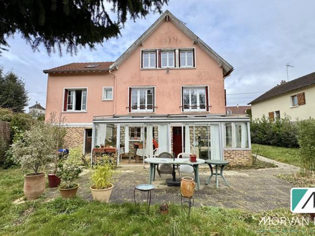 Maison familliale 127 m² 1049 m² 4 chambres Veranda So