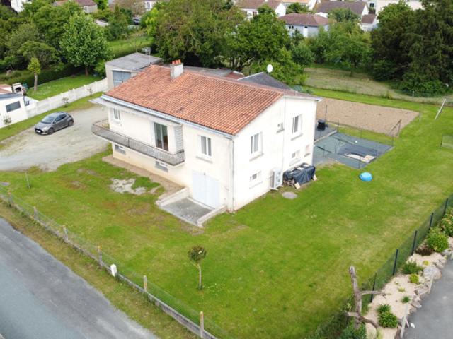 MAISON familliale centre bourg