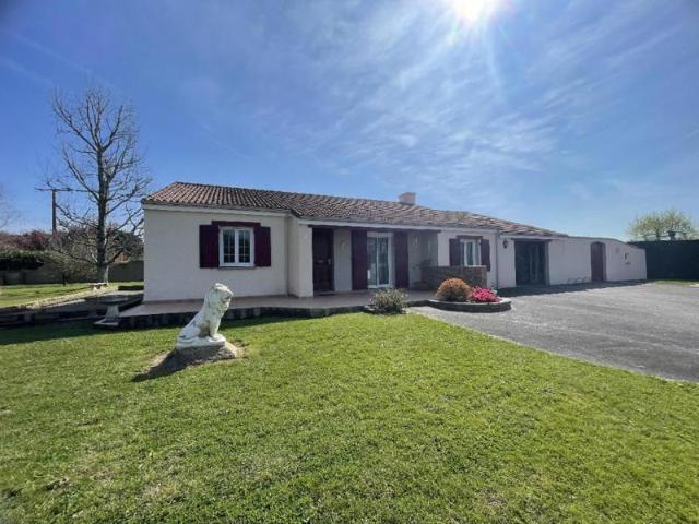 Maison familliale entre Nantes et Pornic très bon état