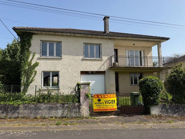 Maison Figeac 4 pièce s 84.6 m2 85m² Figeac