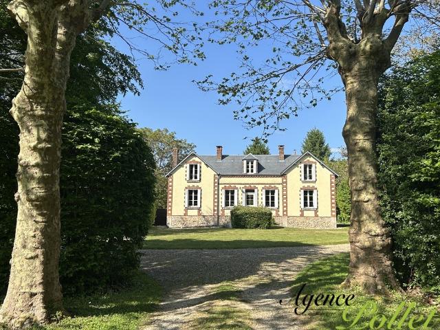 Maison fin XIXème avec dépendance, cave, étang, pré