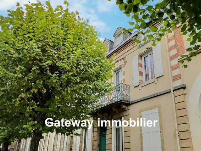 MAISON HOTEL PARTICULIER À MOULINS 03000