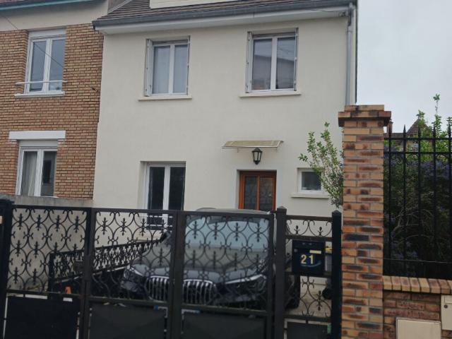 Maison Houilles 6 pièce à 2 pas de la gare