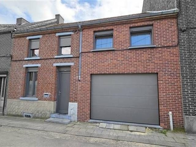 Maison habitable rapidement + garage et jardin