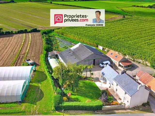 Maison, hangar 280m² et plusieurs dépendances