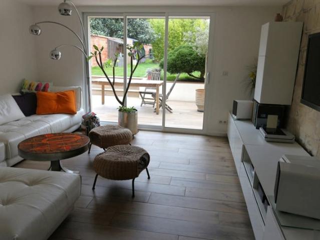 Maison hyper centre avec jardin clos plein sud 112m²