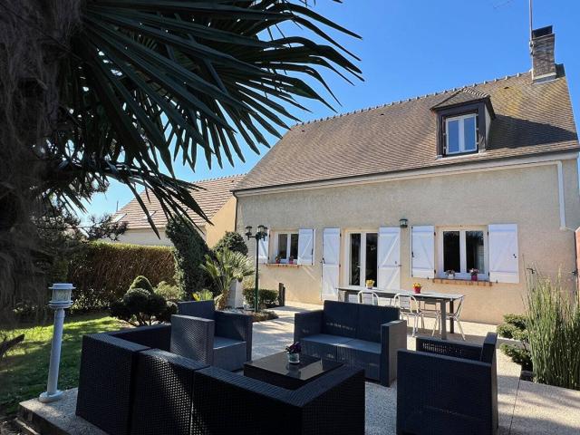 Maison indépendante à Champagne Sur Oise 115m² 6 pièce s 4