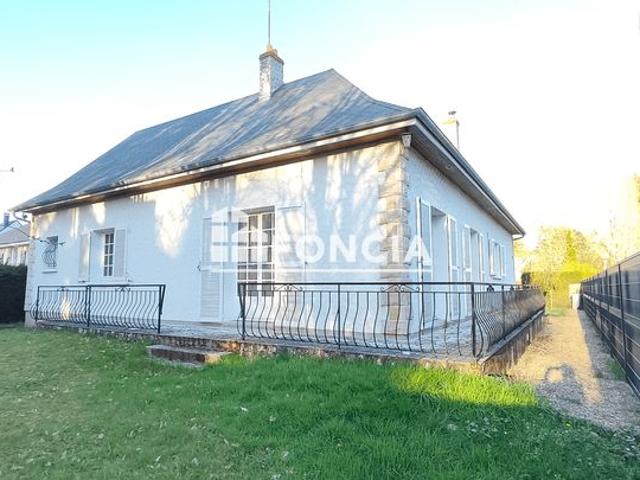 Maison indépendante de 183 m² avec potentiel dans secteur prisé
