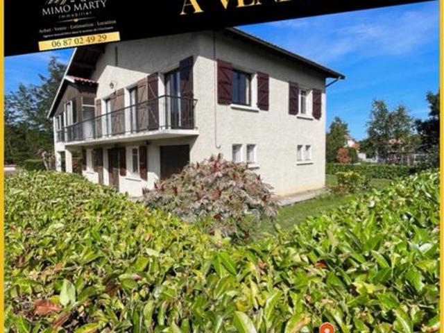 Maison indépendante T6 de170m2 habitables sur 611m2 de terrain clos et arboré