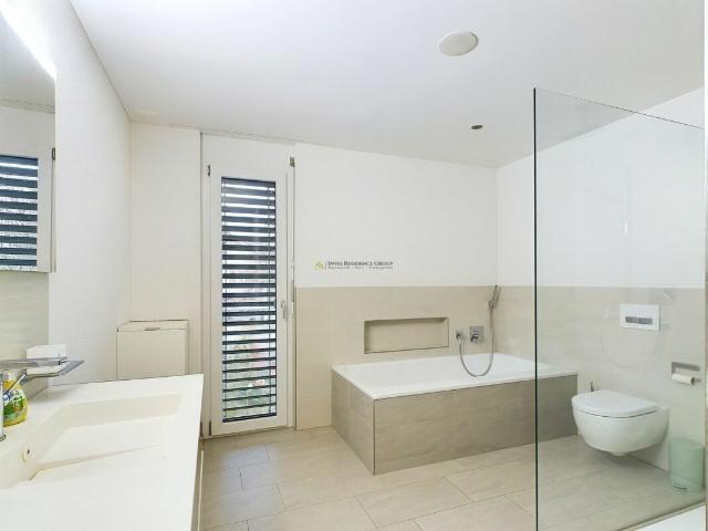 Maison individuelle moderne avec appartement de grand mère – parfaite pour les familles et les individualistes | dreamo. Ch