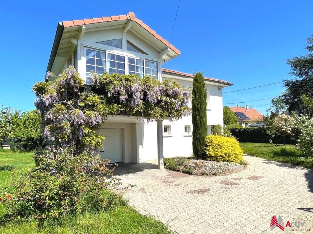 Maison individuelle atypique beaux volumes terrain 777 m 138m² Saint Bonnet de Mure