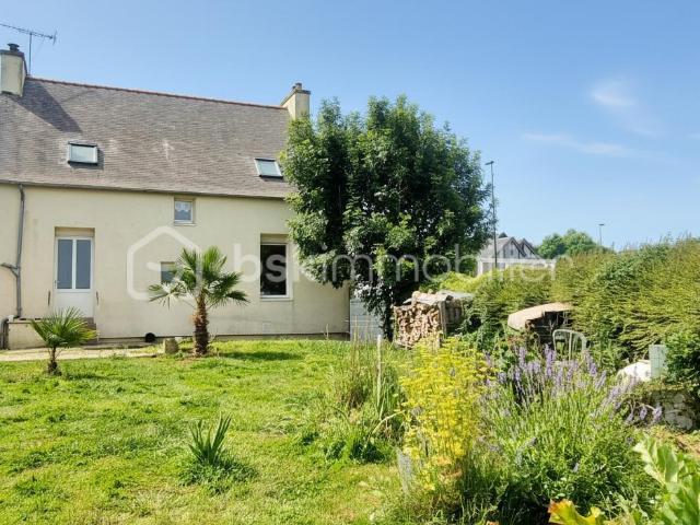 Maison individuelle au bourg de CROZON!
