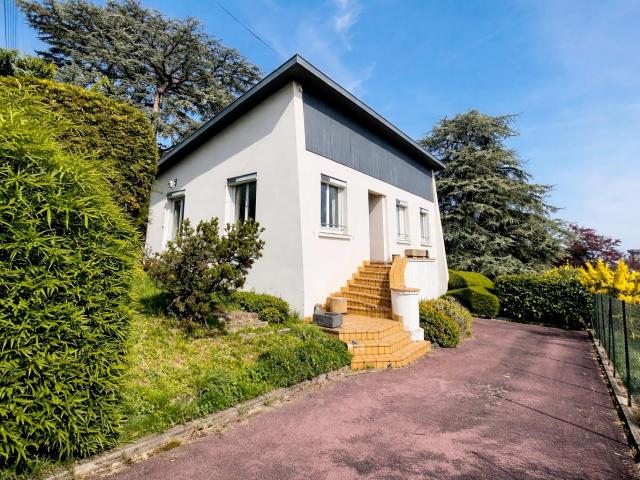 Maison individuelle avec fort potentiel CHAMALIERES