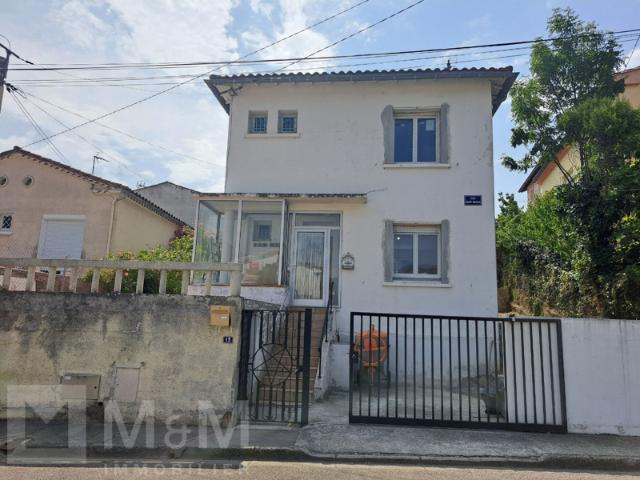 Maison individuelle avec jardin