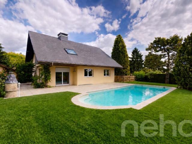 Maison individuelle avec piscine et possibilité d'agrandissement