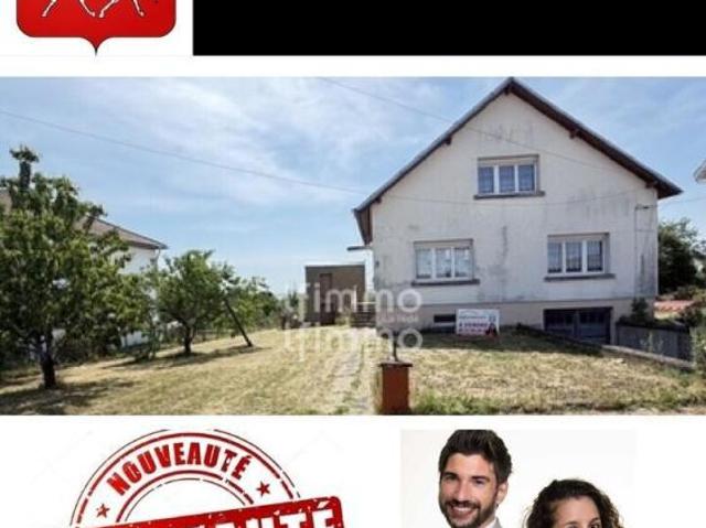 Maison individuelle, avec un terrain plat, à proximité de Morhan