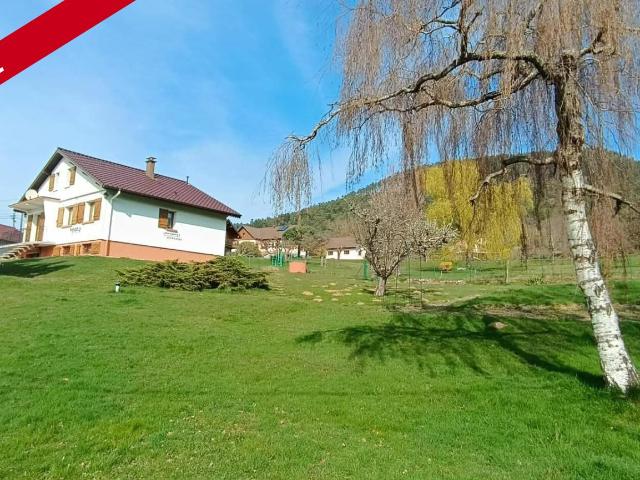 Maison individuelle avec vue imprenable sur les montagnes