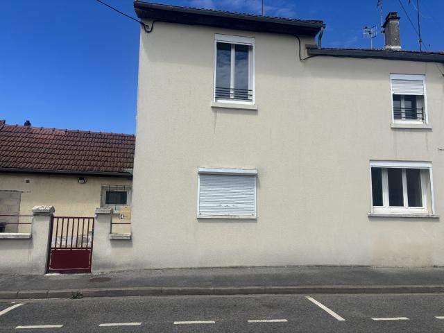 Maison individuelle à louer, 3 pièces Chauny 02300