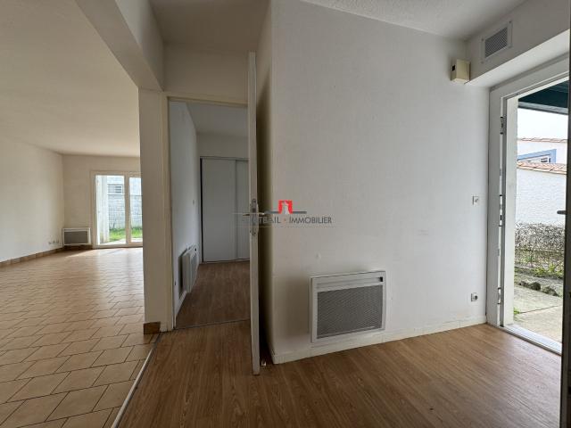 Maison individuelle à louer, 5 pièces Saint Ciers sur Gironde 33820