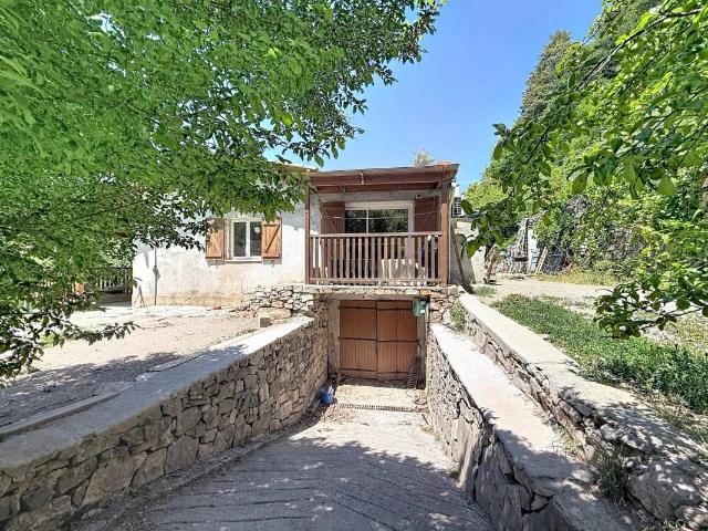 Maison individuelle à Roussillon sur Tinée
