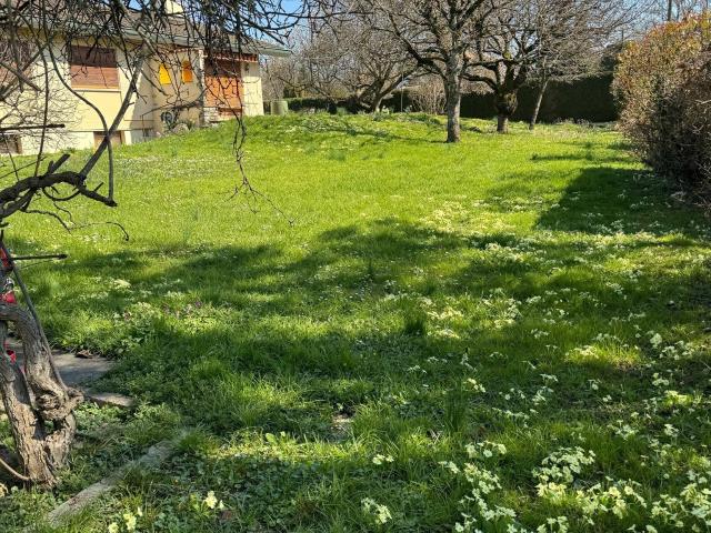 Maison individuelle à rénover sur grande parcelle à Collonge Bellerive | dreamo. Ch