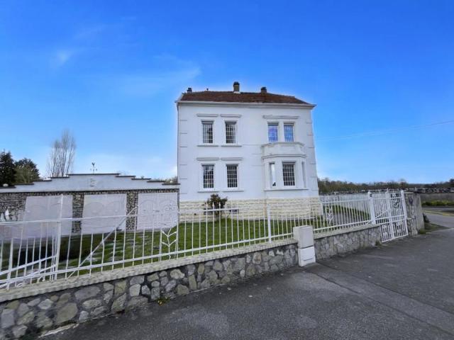 Maison individuelle constituée de 3 appartements