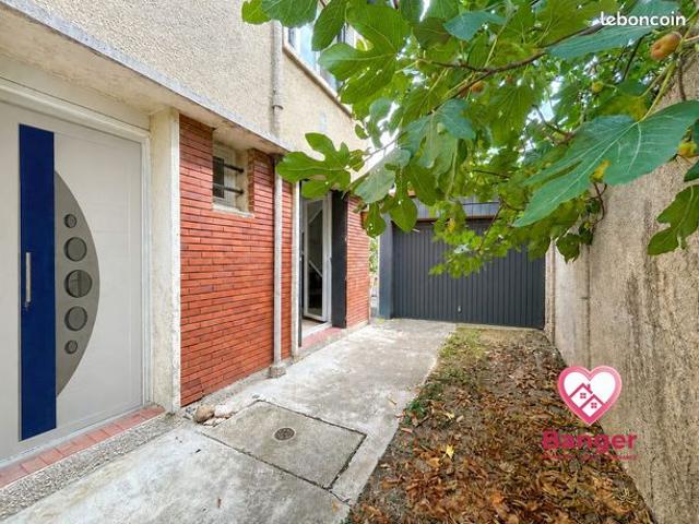 Maison individuelle dans le quartier de Soupetard avec terrasse, jardin et garage