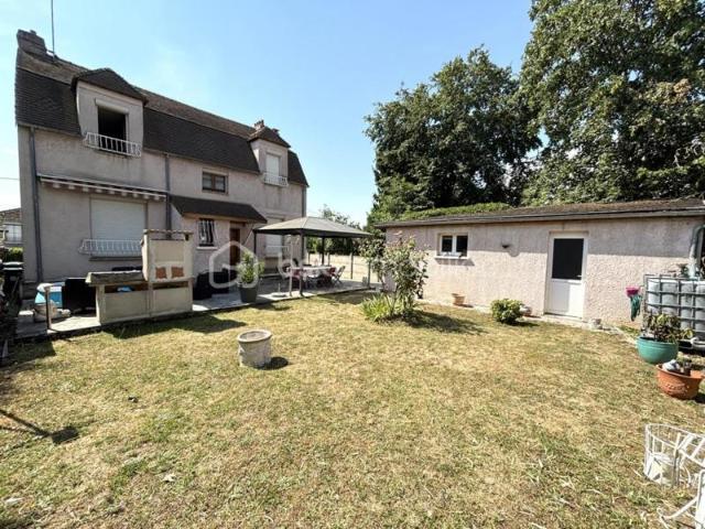 Maison individuelle de caractère – 130 m² – Savigny sur Orge Quartier Cherchefeuilles