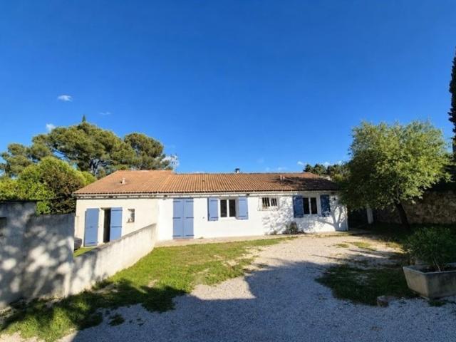 Maison individuelle de plain pied 6 pièces 166m2 13790 Peynier