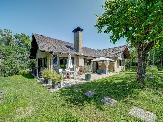 Maison individuelle de plain pied avec sous sol complet
