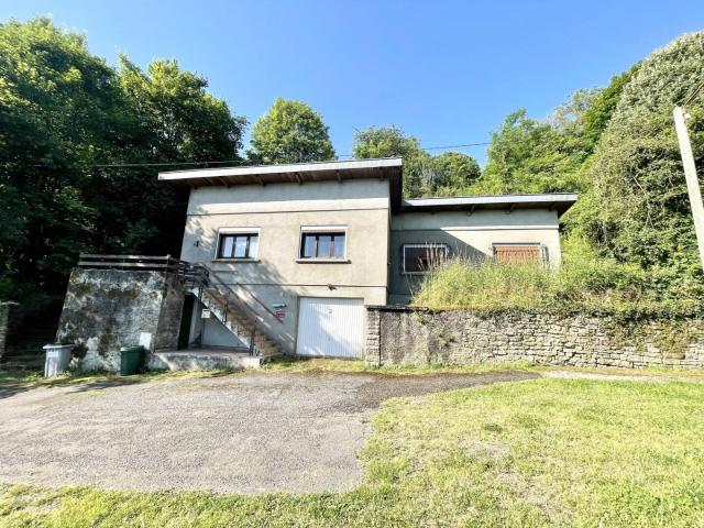 Maison individuelle de plain pied sur 34 ares de terrain