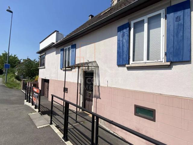 Maison individuelle de type 6 pièces avec espace vert