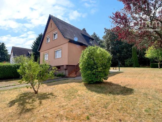 Maison individuelle de 105.01 m² à rénover en lisière de forêt à