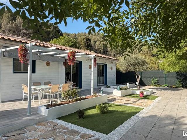 Maison individuelle de 110 m² de plain pied / terrain 850 m²