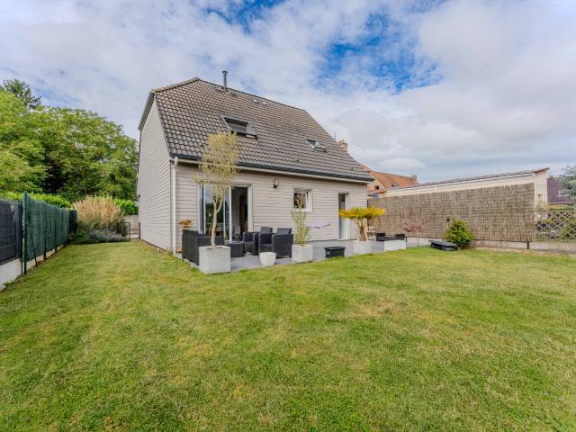 MAISON INDIVIDUELLE DE 2014 SECTEUR CALME