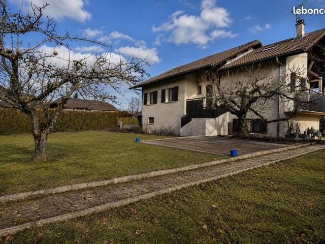 Maison individuelle de 311 m² – Terrain de 1 000 m² – T2 indépendant – Fort potentiel