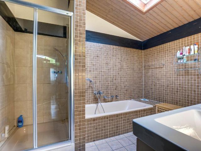 Maison individuelle de 6,5 pièces avec grand garage | dreamo. Ch