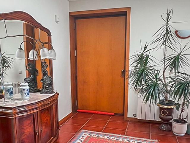 Single family house with 6 rooms on sale in Braga 350 m² | dreamo. Ch