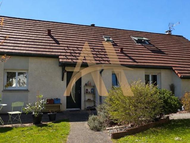 MAISON INDIVIDUELLE ETALANS 1420m2 de Terrain