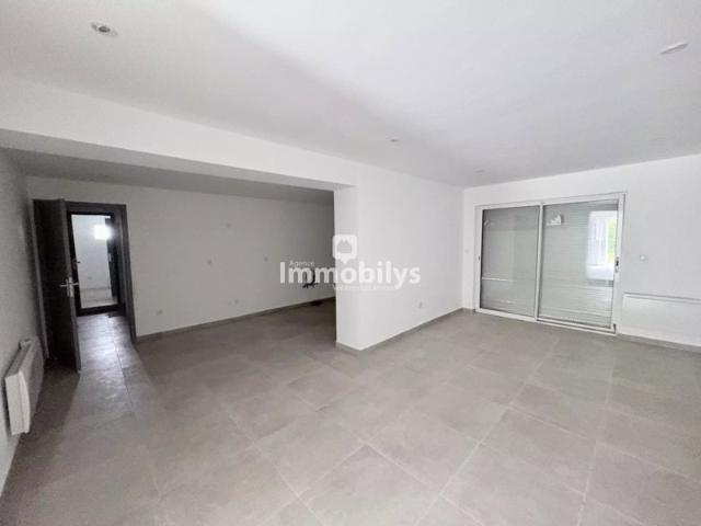 MAISON INDIVIDUELLE EN SEMI PLAIN PIED