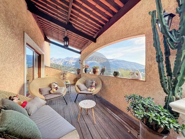 Maison Individuelle Jardin Parking 223m² Menton