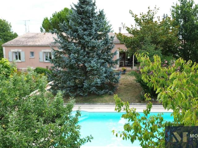 Maison Individuelle Proche Centre Ville 167m² Barbezieux Saint Hilaire