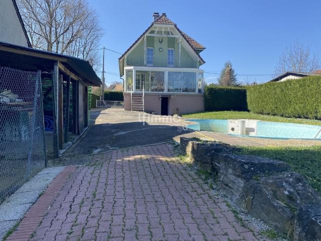 Maison individuelle sur 1576 m2 à Hindlingen