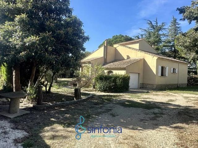 Maison individuelle sur 3080 m2 de terrain